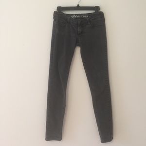 Bullhead low rise black skinny jeans